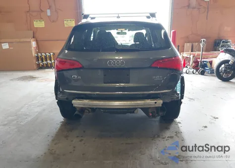 2016 Audi Q5 2.0T Premium из США, поврежденный, VIN WA1C2AFP5GA136706